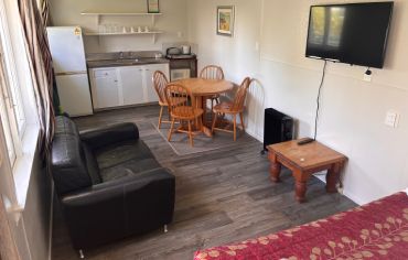 1-Bedroom Motel 5
