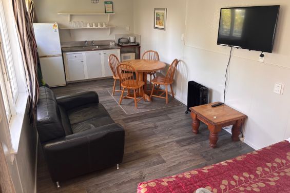 1-Bedroom Motel (4max)