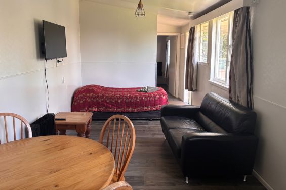 1-Bedroom Motel (4max) - lounge