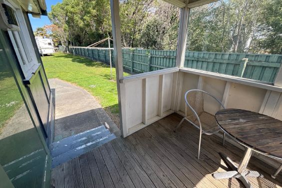 1-Bedroom Motel (4max) - patio
